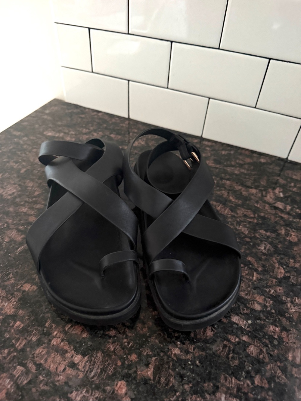 Cushionaire Entry Women’s Black Crisscross Toe-Loop Sandals with Ankle Strap